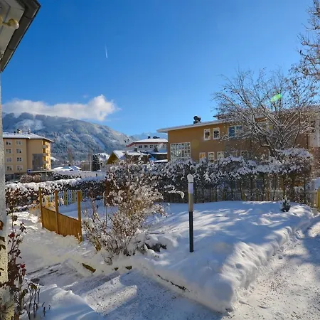 Skilift-seeblick - By Alpen * Zell am See
